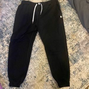 Vuori Black XL performance joggers